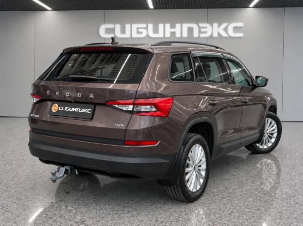 Skoda Kodiaq I с пробегом 2020 года, цена 2 499 000 рублей, 142260 км, внедорожник, Автокод Объявления