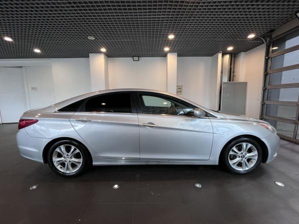 Hyundai Sonata VI (YF) с пробегом 2010 года, цена 860 000 рублей, 262012 км, седан, Автокод Объявления