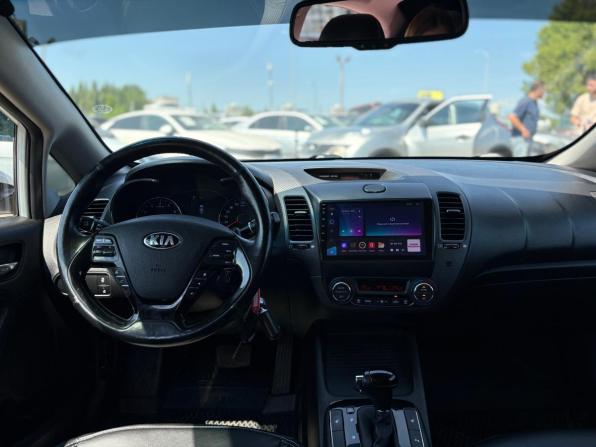 Kia Cerato III Рестайлинг (Classic) с пробегом 2019 года, цена 1 450 000 рублей, 98403 км, седан, Автокод Объявления