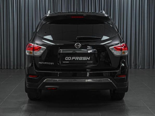 Nissan Pathfinder IV с пробегом 2015 года, цена 1 887 000 рублей, 94191 км, внедорожник, Автокод Объявления
