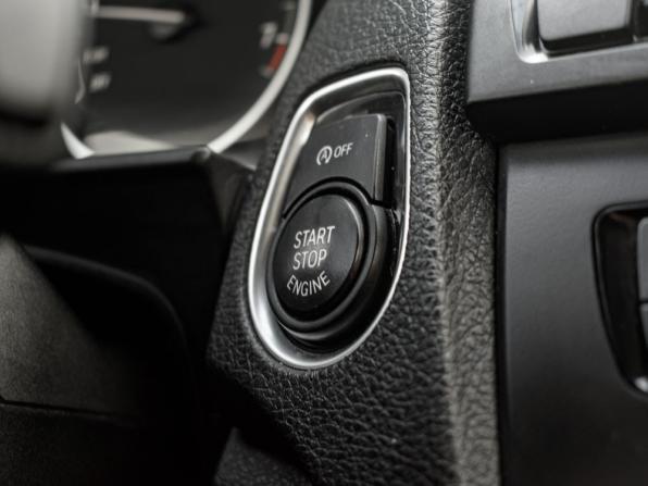 BMW 1 серии II (F20/F21) с пробегом 2012 года, цена 1 200 000 рублей, 133441 км, хэтчбек, Автокод Объявления