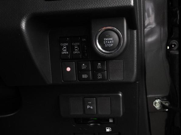 Toyota Tank I с пробегом 2019 года, цена 1 074 000 рублей, 76848 км, микровэн, Автокод Объявления