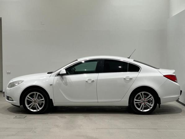 Opel Insignia I с пробегом 2013 года, цена 885 000 рублей, 114950 км, седан, Автокод Объявления