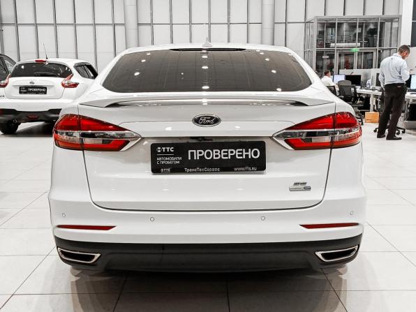Ford Fusion (North America) II Рестайлинг с пробегом 2019 года, цена 1 590 000 рублей, 185959 км, седан, Автокод Объявления