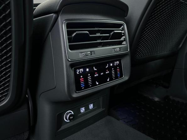 Audi Q7 II (4M) Рестайлинг с пробегом 2020 года, цена 7 999 000 рублей, 43715 км, внедорожник, Автокод Объявления
