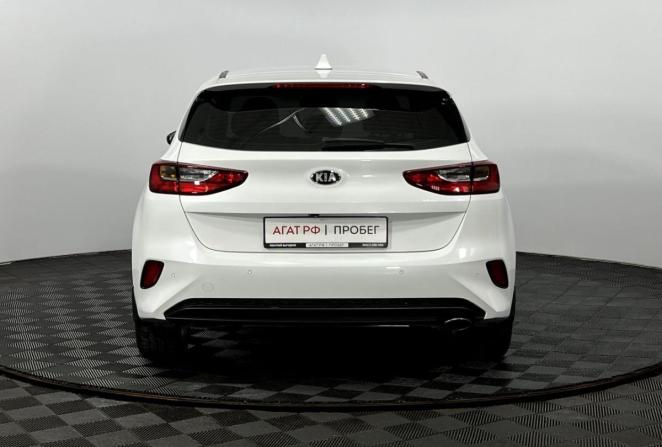 Kia Ceed III с пробегом 2020 года, цена 1 990 000 рублей, 72622 км, хэтчбек, Автокод Объявления
