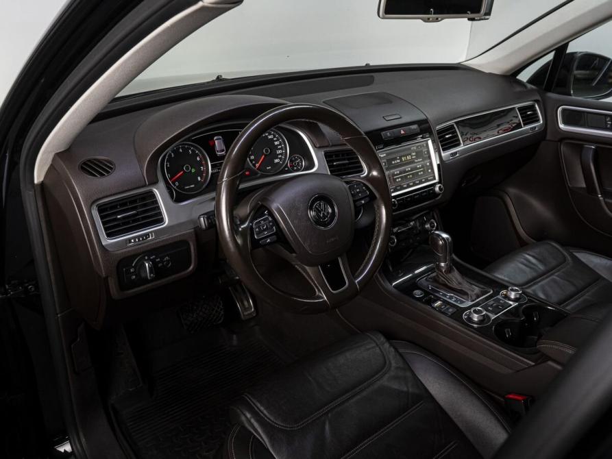 Volkswagen Touareg II Рестайлинг Тюмень  - изображение 10
