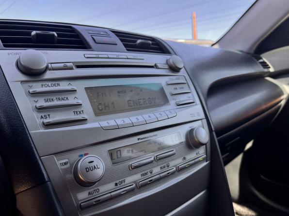 Toyota Camry VI (XV40) Рестайлинг с пробегом 2011 года, цена 1 330 000 рублей, 265000 км, седан, Автокод Объявления