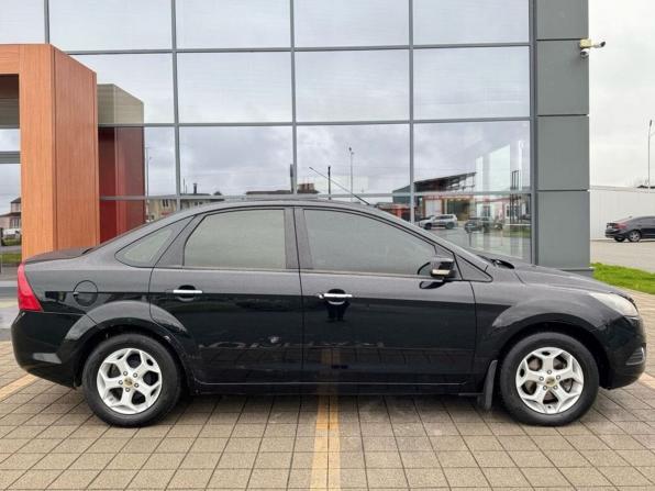 Ford Focus II Рестайлинг с пробегом 2008 года, цена 525 000 рублей, 402584 км, седан, Автокод Объявления
