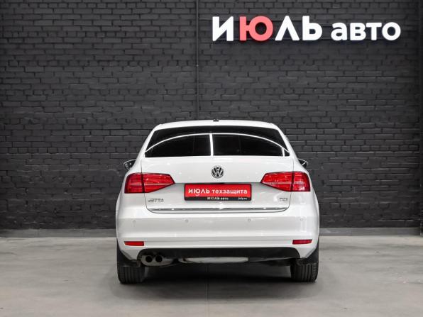 Volkswagen Jetta VI Рестайлинг с пробегом 2016 года, цена 1 470 000 рублей, 84130 км, седан, Автокод Объявления