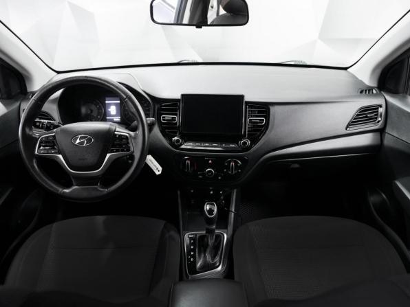 Hyundai Solaris II Рестайлинг с пробегом 2021 года, цена 1 688 000 рублей, 93000 км, седан, Автокод Объявления