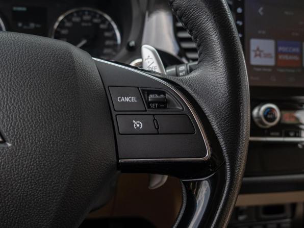 Mitsubishi Outlander III Рестайлинг 3 с пробегом 2020 года, цена 2 340 000 рублей, 101432 км, внедорожник, Автокод Объявления