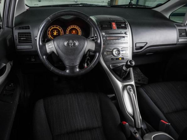 Toyota Auris I с пробегом 2007 года, цена 699 000 рублей, 147263 км, хэтчбек, Автокод Объявления