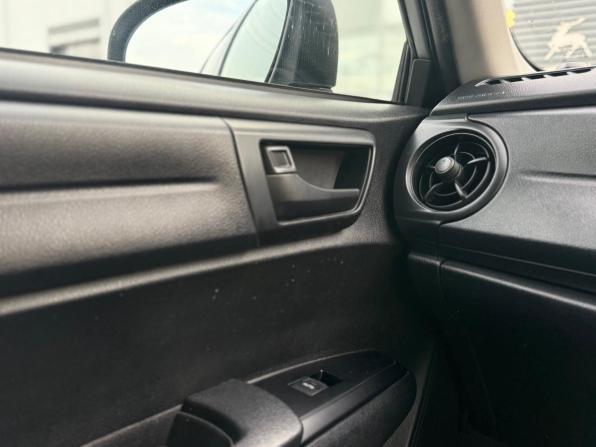 Toyota Corolla XI (E160 E170 E180) Рестайлинг 1 с пробегом 2015 года, цена 1 090 000 рублей, 153580 км, универсал, Автокод Объявления