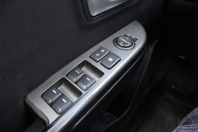 Kia Rio III Рестайлинг с пробегом 2015 года, цена 1 100 000 рублей, 202401 км, седан, Автокод Объявления