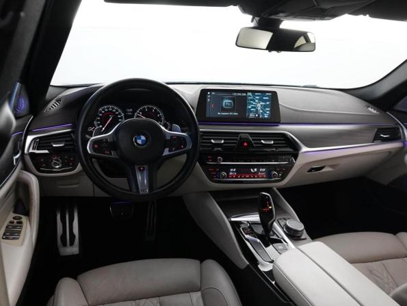 BMW 5 серии VII (G30/G31/G38) с пробегом 2018 года, цена 3 987 444 рубля, 118357 км, седан, Автокод Объявления