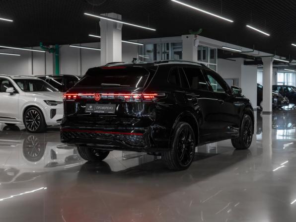 Volkswagen Tiguan III (China Market) с пробегом 2026 года, цена 4 700 000 рублей, 917 км, внедорожник, Автокод Объявления