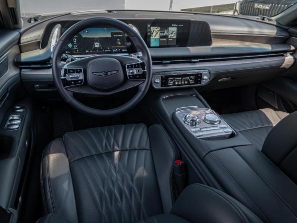 Genesis G90 II с пробегом 2022 года, цена 9 950 000 рублей, 32621 км, седан, Автокод Объявления