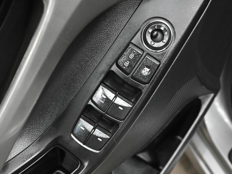 Hyundai Elantra V (MD) Екатеринбург  - изображение 13