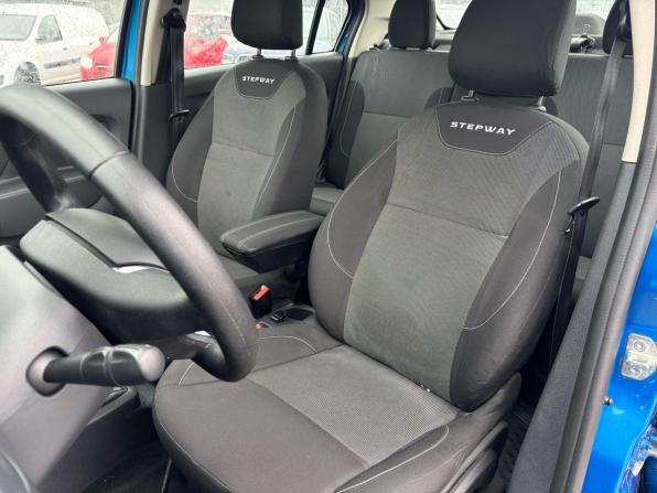 Renault Logan II Рестайлинг с пробегом 2019 года, цена 1 129 000 рублей, 76277 км, седан, Автокод Объявления
