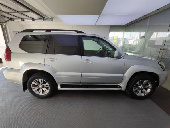 Toyota Land Cruiser Prado 120 Series Рестайлинг с пробегом 2007 года, цена 1 900 000 рублей, 392241 км, внедорожник, Автокод Объявления