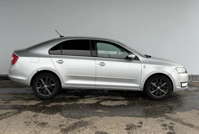 Skoda Rapid I с пробегом 2016 года, цена 1 045 000 рублей, 152292 км, лифтбек, Автокод Объявления