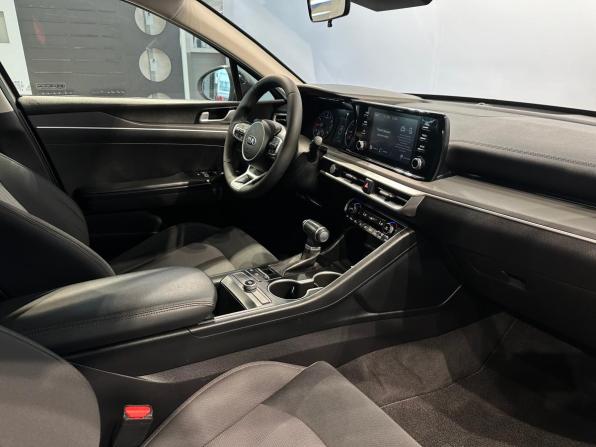Kia K5 III с пробегом 2021 года, цена 2 170 000 рублей, 114892 км, седан, Автокод Объявления