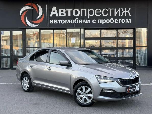 Skoda Rapid II с пробегом 2020 года, цена 946 500 рублей, 97299 км, лифтбек, Автокод Объявления