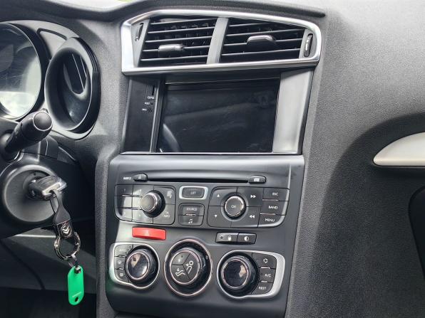 Citroen C4 II с пробегом 2015 года, цена 499 000 рублей, 222462 км, седан, Автокод Объявления