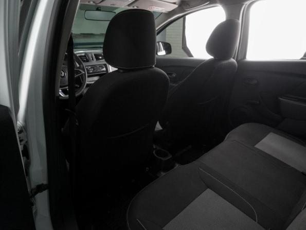 Renault Logan II Рестайлинг с пробегом 2022 года, цена 1 230 000 рублей, 91332 км, седан, Автокод Объявления