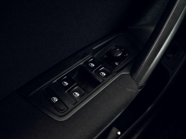 Volkswagen Tiguan II с пробегом 2020 года, цена 2 810 000 рублей, 57000 км, внедорожник, Автокод Объявления