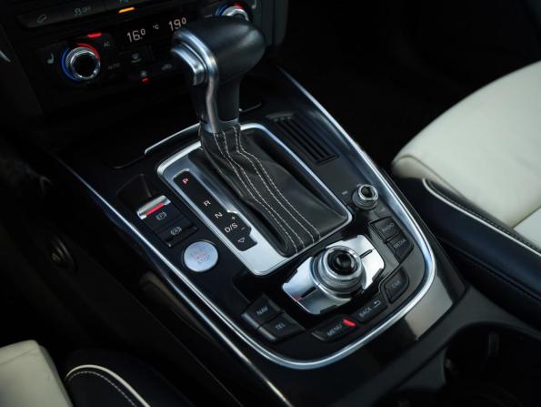 Audi Q5 I (8R) Рестайлинг с пробегом 2012 года, цена 2 699 000 рублей, 160900 км, внедорожник, Автокод Объявления