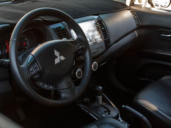 Mitsubishi Outlander II с пробегом 2008 года, цена 1 020 000 рублей, 269456 км, внедорожник, Автокод Объявления