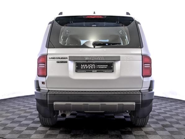 Toyota Land Cruiser Prado 250 Series с пробегом 2024 года, цена 8 990 000 рублей, 14270 км, внедорожник, Автокод Объявления