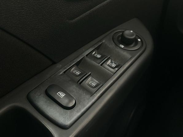 Renault Kaptur I с пробегом 2017 года, цена 1 595 000 рублей, 114030 км, внедорожник, Автокод Объявления