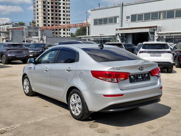 Kia Rio III Рестайлинг с пробегом 2016 года, цена 879 000 рублей, 257433 км, седан, Автокод Объявления