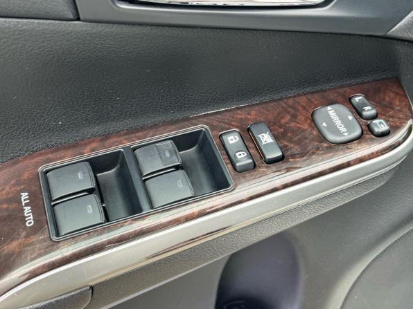 Toyota Camry VII (XV50) Рестайлинг с пробегом 2015 года, цена 1 850 000 рублей, 244924 км, седан, Автокод Объявления
