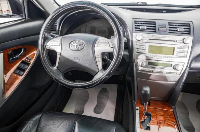Toyota Camry VI (XV40) Рестайлинг с пробегом 2011 года, цена 1 749 000 рублей, 224000 км, седан, Автокод Объявления