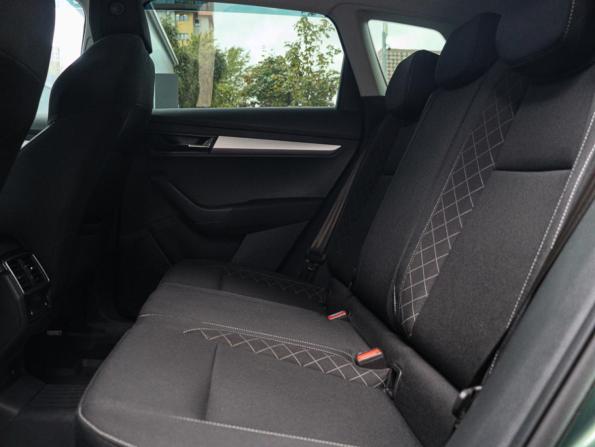 Skoda Karoq I с пробегом 2021 года, цена 2 400 000 рублей, 84475 км, внедорожник, Автокод Объявления