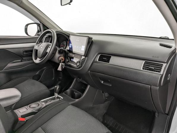 Mitsubishi Outlander III Рестайлинг 2 с пробегом 2016 года, цена 1 790 000 рублей, 90640 км, внедорожник, Автокод Объявления