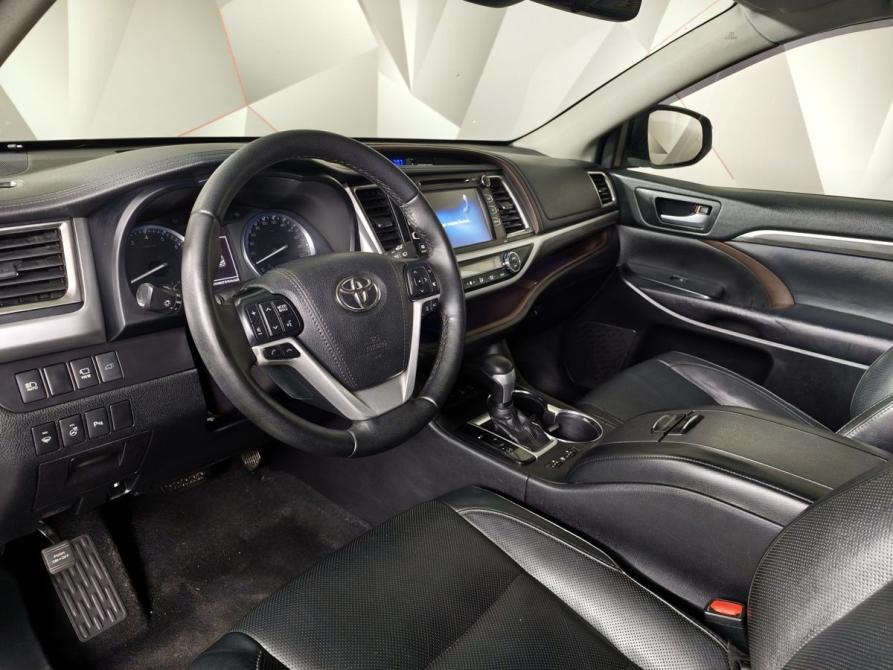 Toyota Highlander III (XU50) Рестайлинг Москва  - изображение 18