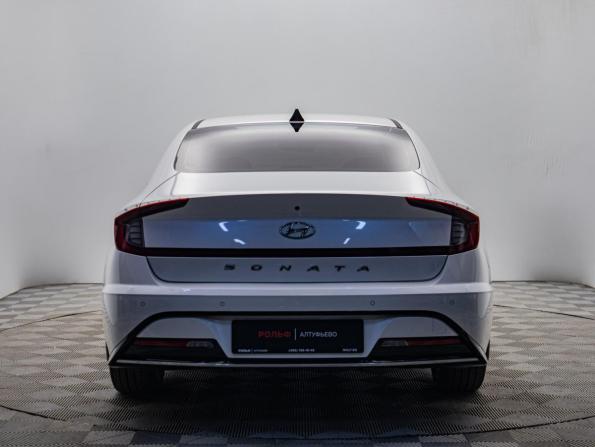 Hyundai Sonata VIII (DN8) с пробегом 2021 года, цена 2 330 000 рублей, 75040 км, седан, Автокод Объявления