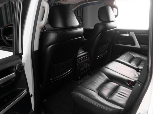Toyota Land Cruiser 200 Series Рестайлинг 2 с пробегом 2015 года, цена 5 399 000 рублей, 268109 км, внедорожник, Автокод Объявления