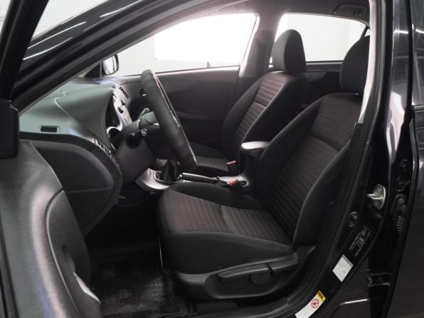 Toyota Corolla X (E140 E150) Рестайлинг с пробегом 2010 года, цена 1 060 000 рублей, 174193 км, седан, Автокод Объявления