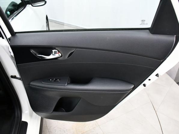 Kia Cerato IV с пробегом 2021 года, цена 2 147 000 рублей, 70680 км, седан, Автокод Объявления