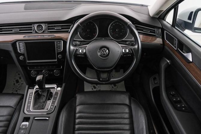 Volkswagen Passat B8 с пробегом 2016 года, цена 1 649 000 рублей, 120000 км, седан, Автокод Объявления