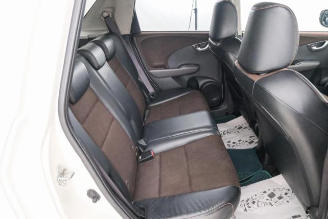 Honda Fit Shuttle I с пробегом 2012 года, цена 729 000 рублей, 243094 км, универсал, Автокод Объявления