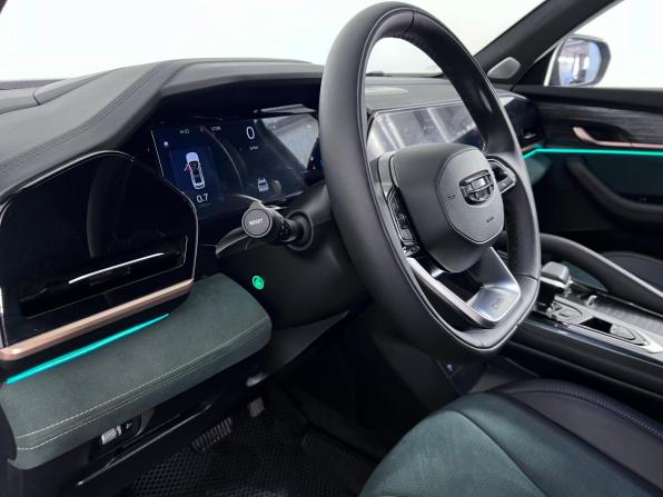 Geely Monjaro I с пробегом 2023 года, цена 3 097 000 рублей, 45508 км, внедорожник, Автокод Объявления
