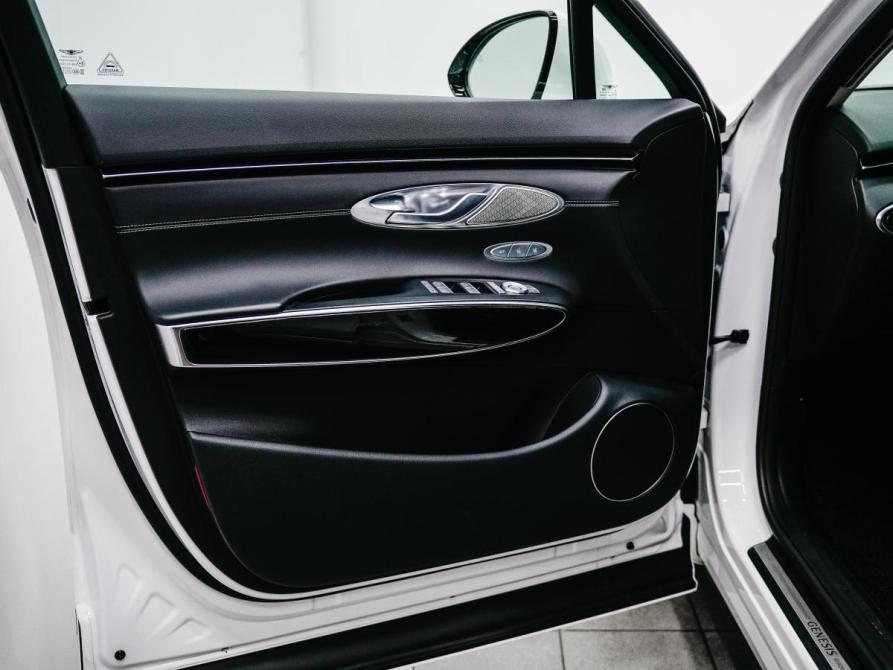 Genesis GV70 I Красноярск  - изображение 10