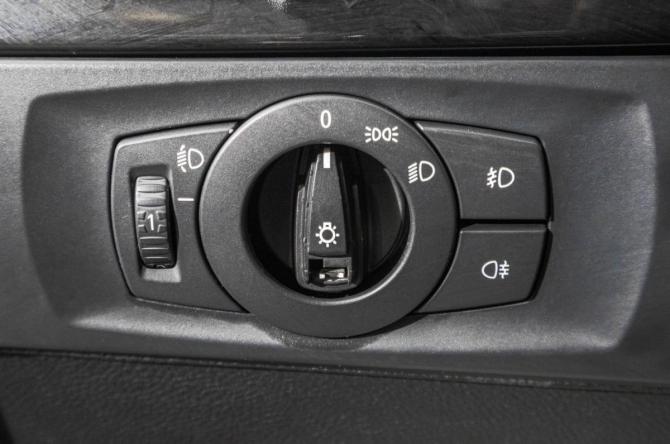 BMW 3 серии V (E90/E91/E92/E93) с пробегом 2010 года, цена 1 049 000 рублей, 297000 км, седан, Автокод Объявления